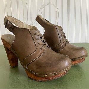 Bed Stu Cobbler Series Slingback Closed Toe Platforms